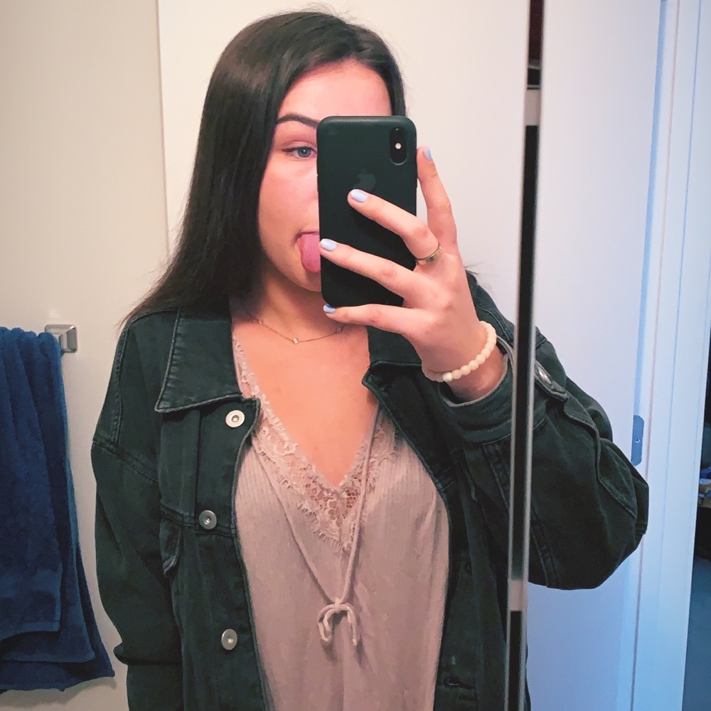 Meet your Posher, Brittany